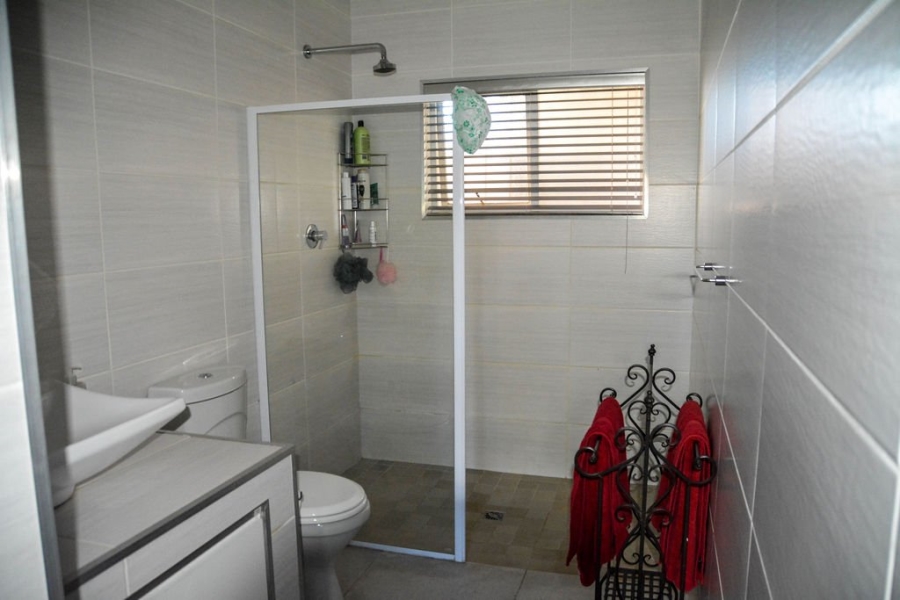 4 Bedroom Property for Sale in Vredendal Western Cape